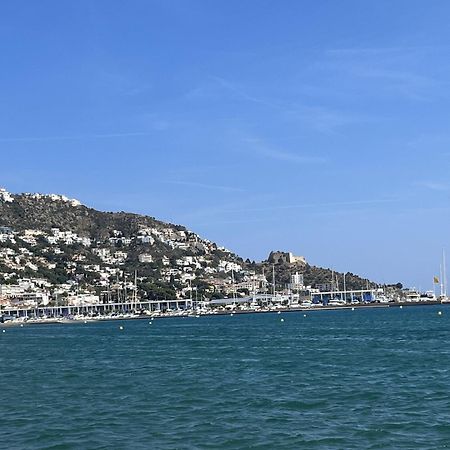 Castell Joncar,30 M De La Playa, 1Era Linea De Mar, Vista Al Mar Apartment Roses Ngoại thất bức ảnh