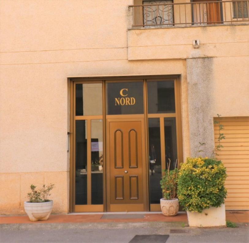 Castell Joncar,30 M De La Playa, 1Era Linea De Mar, Vista Al Mar Apartment Roses Ngoại thất bức ảnh
